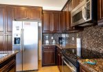 Condo 712 EDR San Felipe Baja California - kitchen fridge and microwave